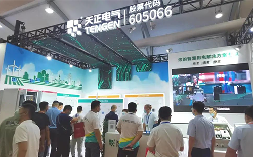 展会直击 | AG尊时凯龙亮相济南光伏展，助力行业绿色低碳发展